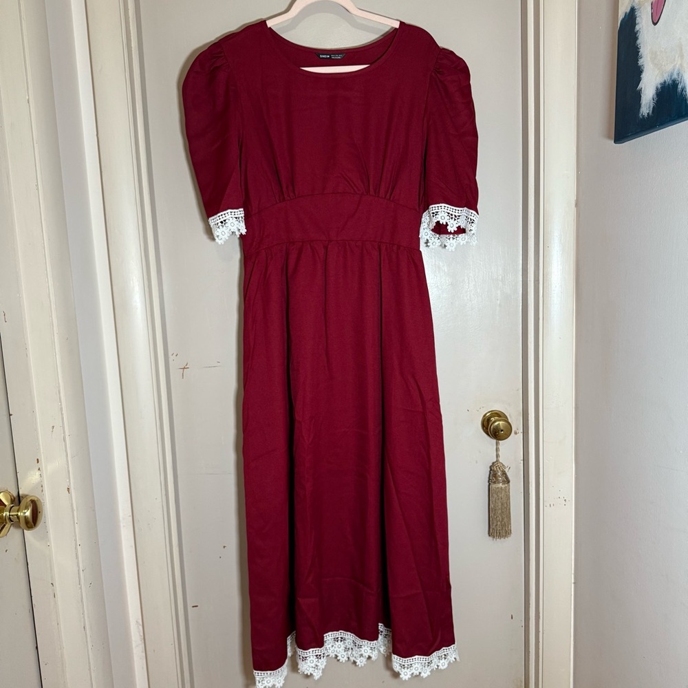 Shein Burgundy Short Sleeveeve Dress w/Crocheted Detail Sleeves/Collar - Size XL